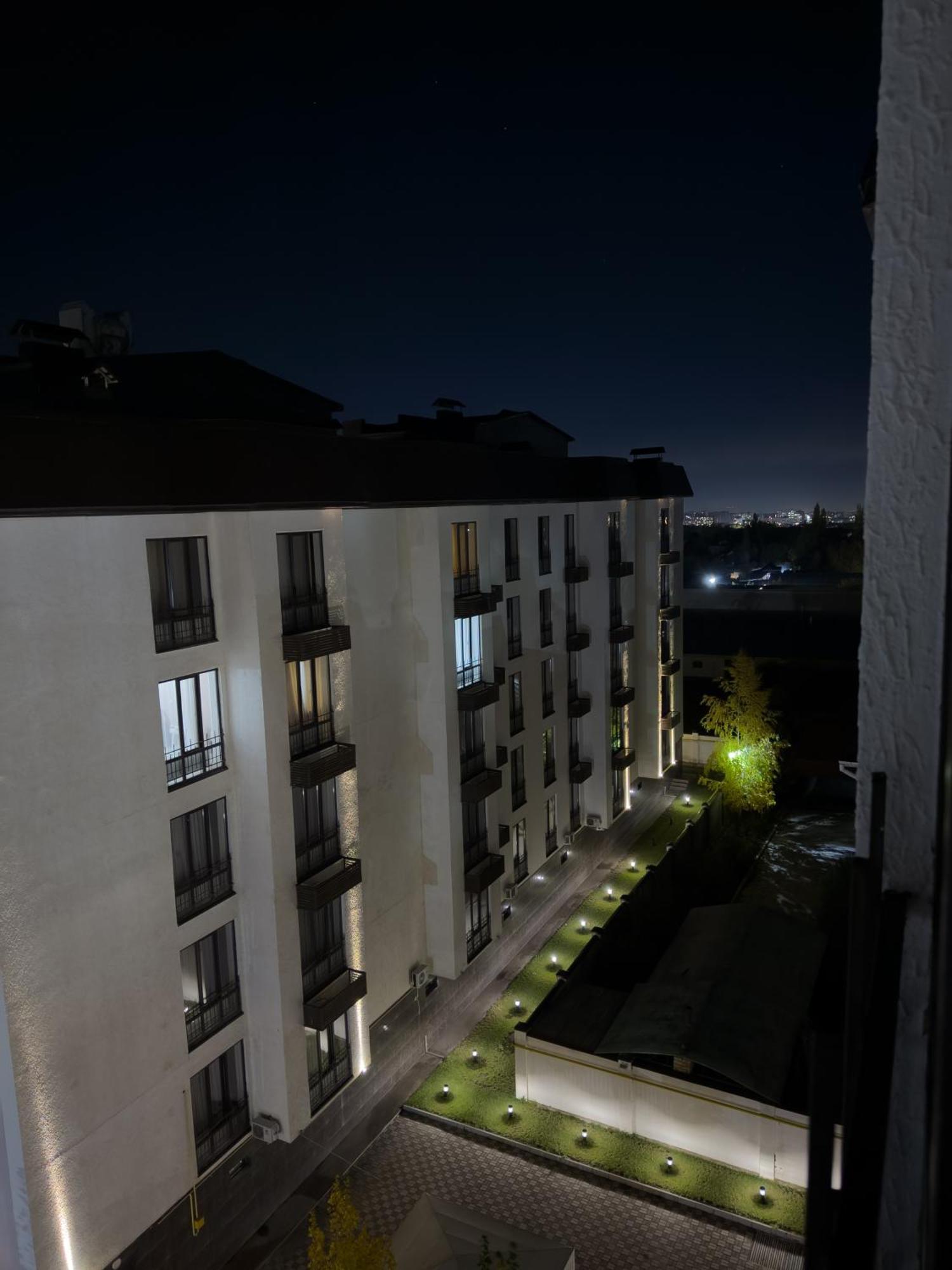 Casablanca Apart Hotel Bishkek Ngoại thất bức ảnh