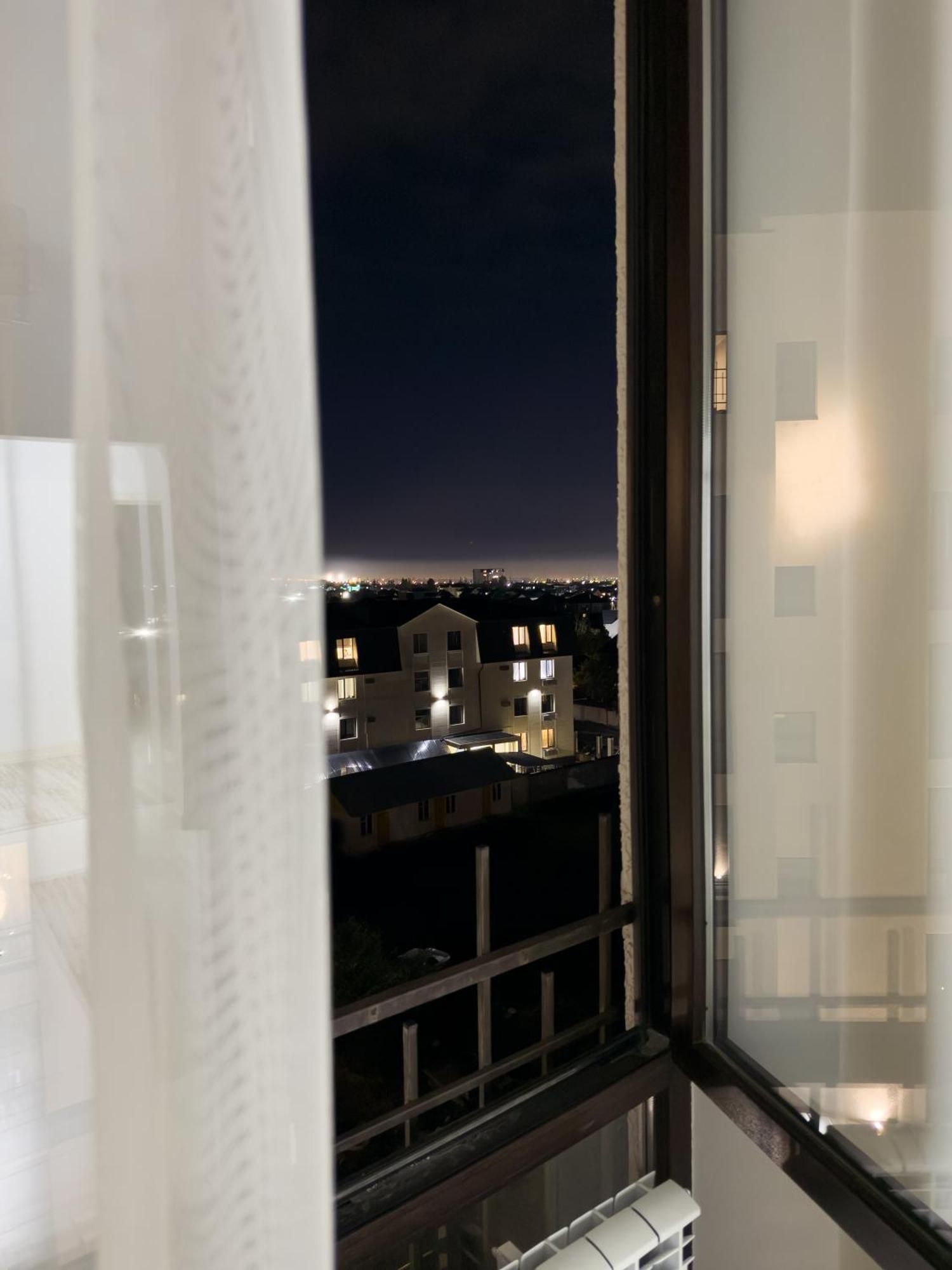 Casablanca Apart Hotel Bishkek Ngoại thất bức ảnh