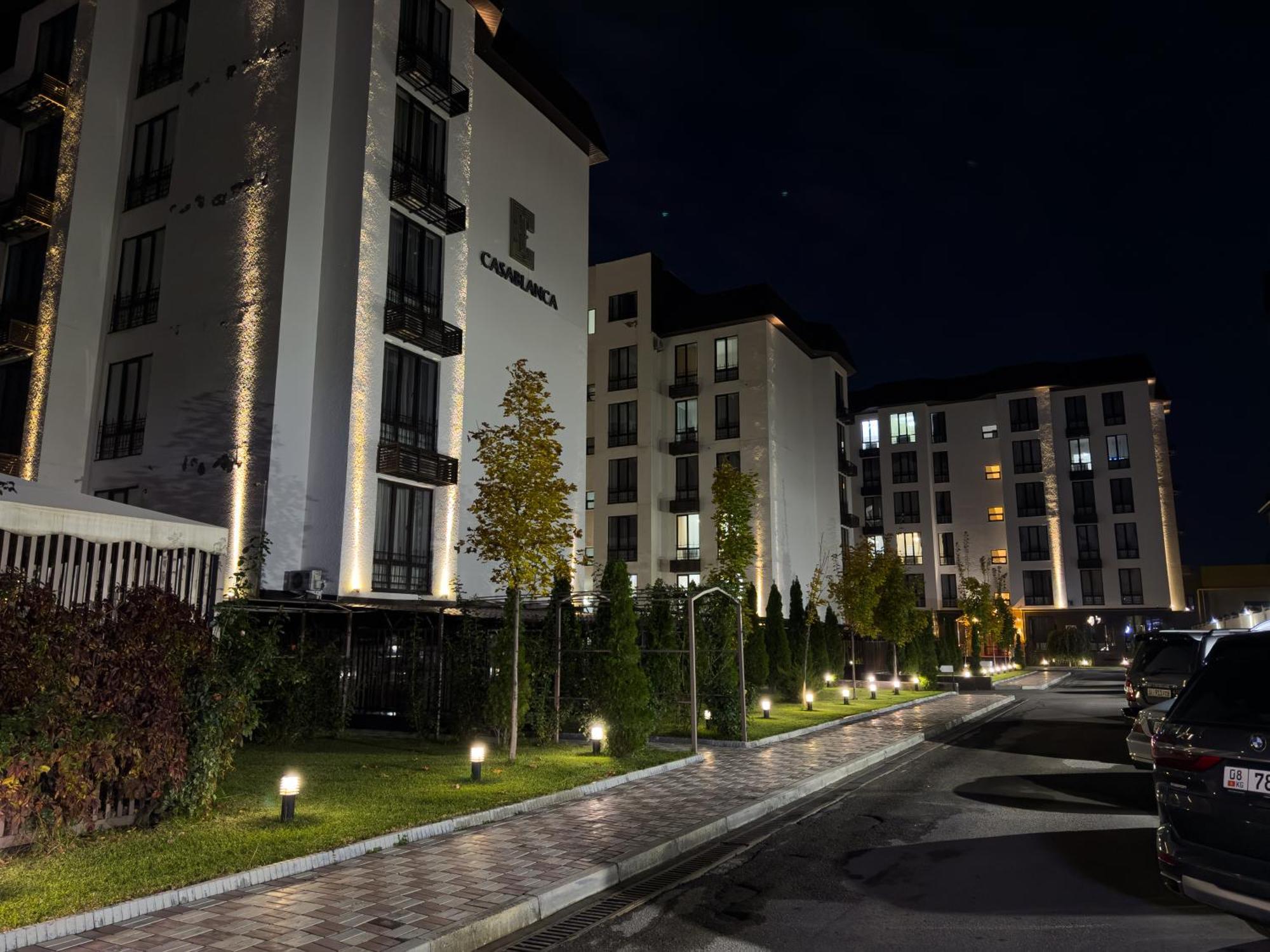 Casablanca Apart Hotel Bishkek Ngoại thất bức ảnh