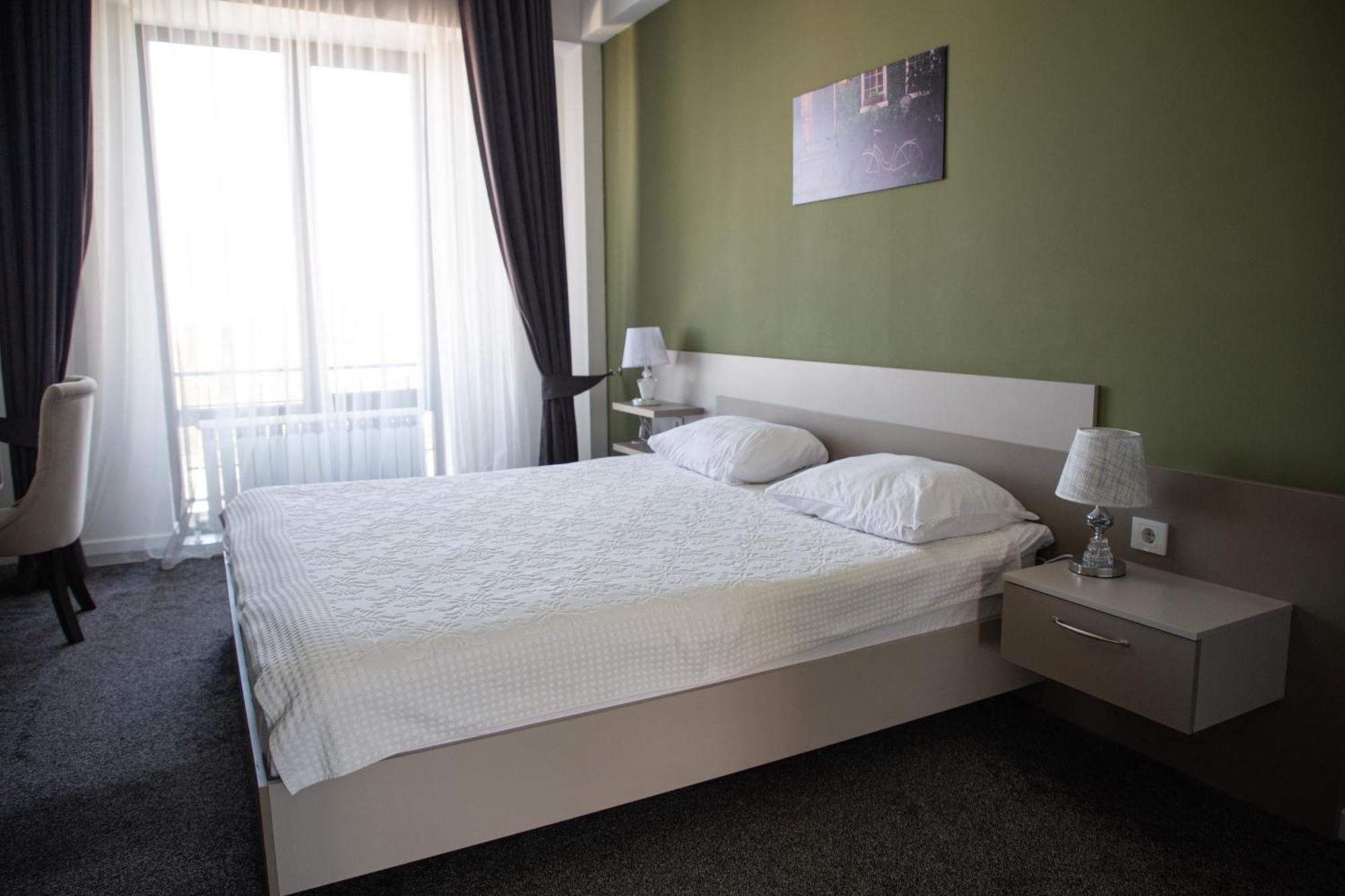 Casablanca Apart Hotel Bishkek Ngoại thất bức ảnh
